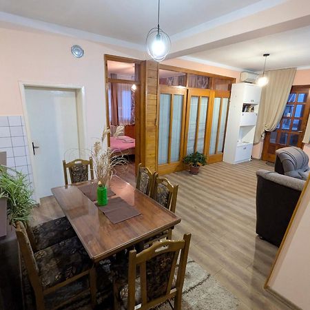 Apartman Dunja I Milos โมกราโกรา ภายนอก รูปภาพ