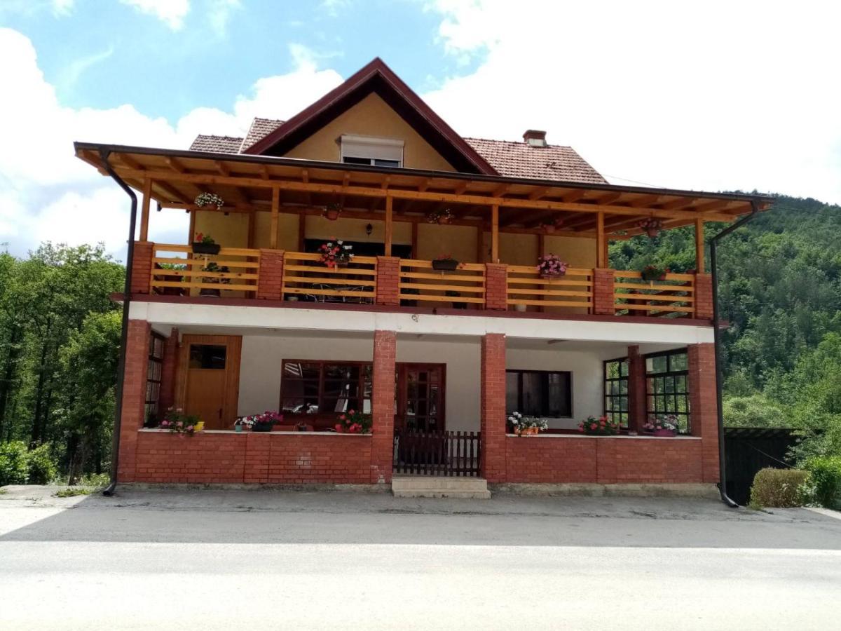 Apartman Dunja I Milos โมกราโกรา ภายนอก รูปภาพ