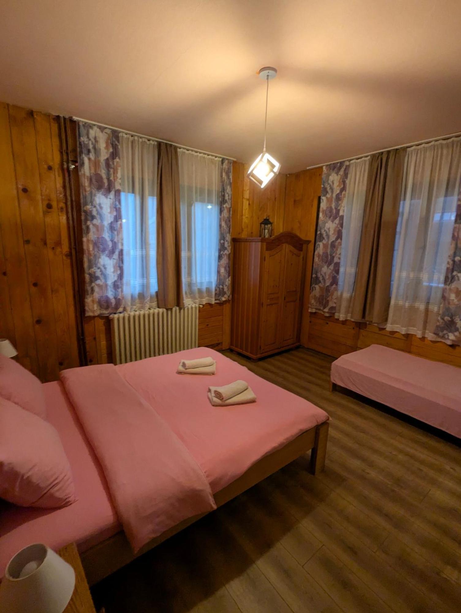Apartman Dunja I Milos โมกราโกรา ภายนอก รูปภาพ